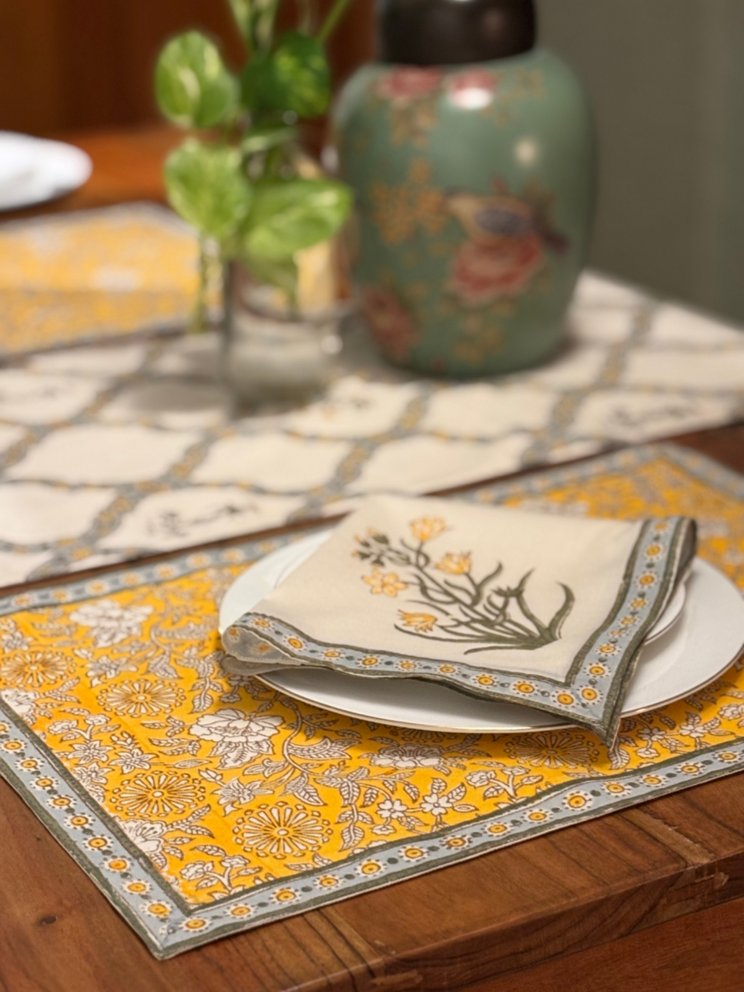 Nargis Placemats Set of 4