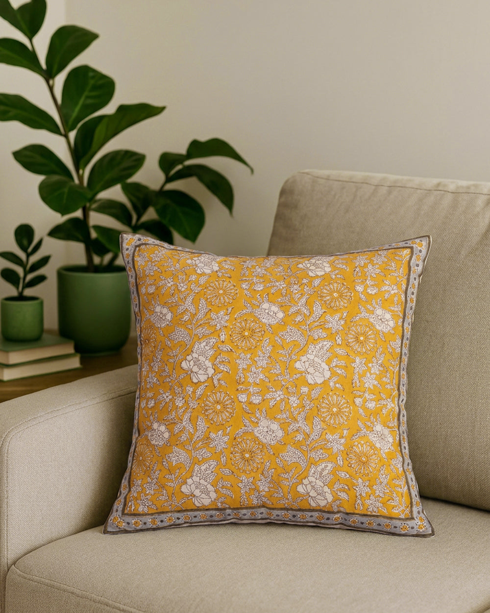 Nargis Cushion I