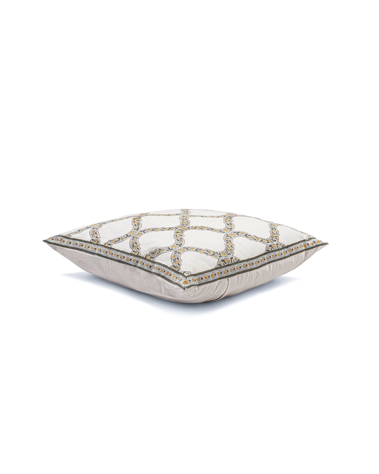 Nargis Cushion III