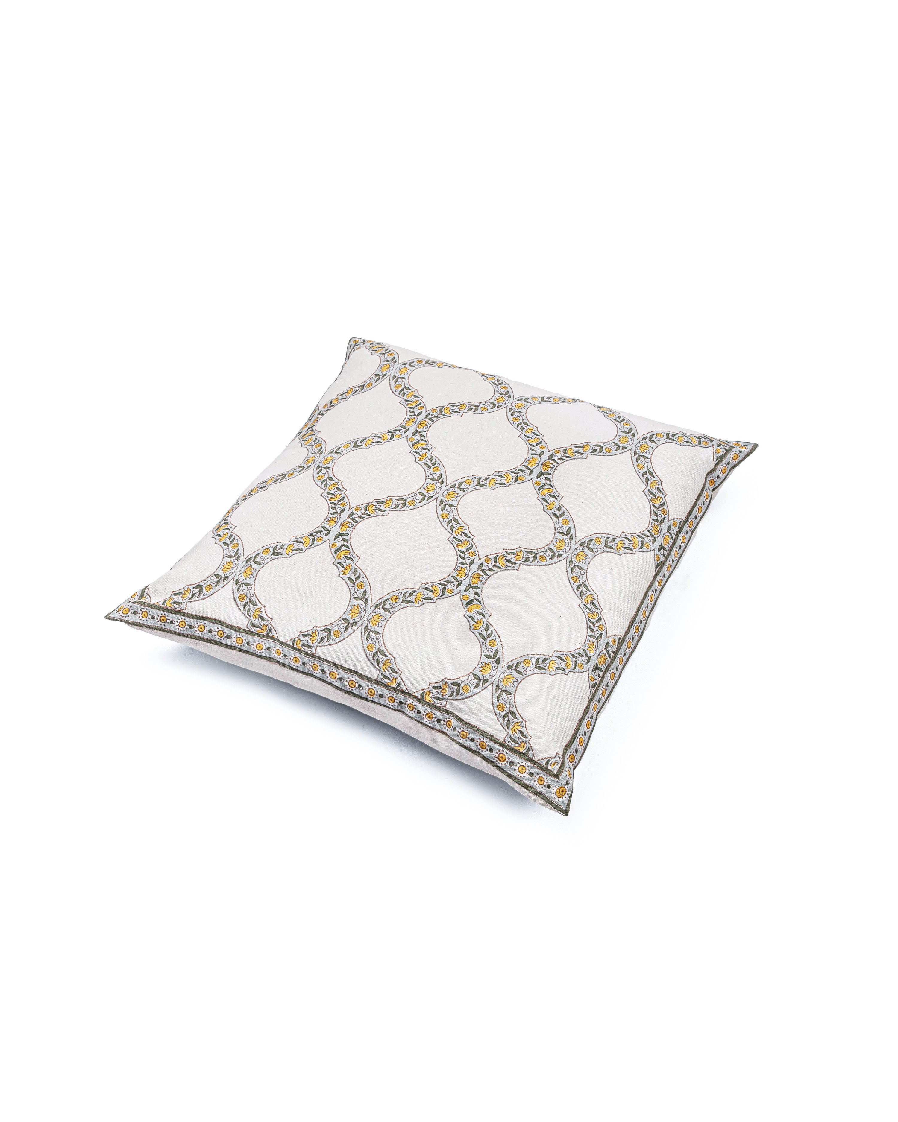 Nargis Cushion III