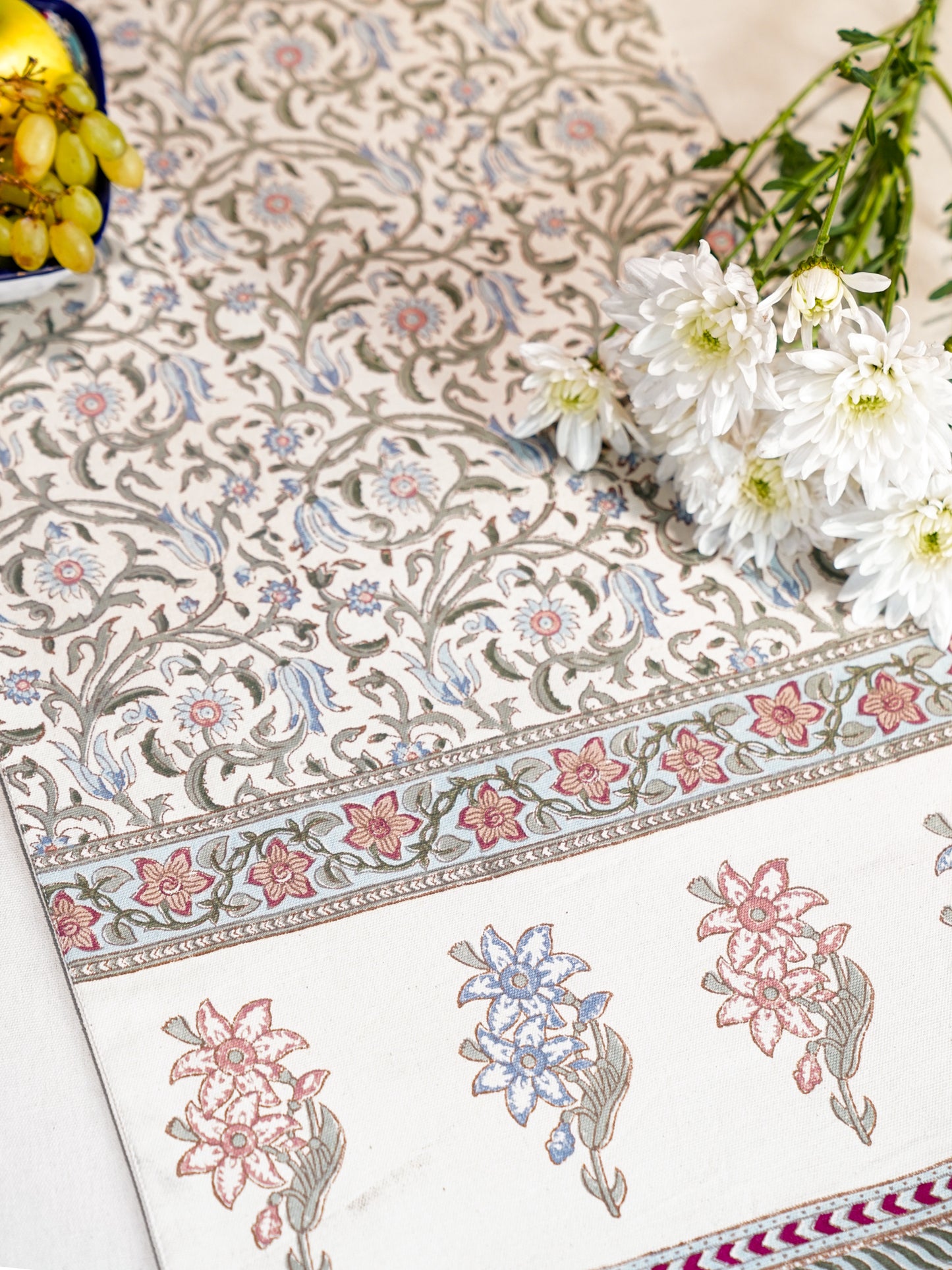 Bahar Table Runner