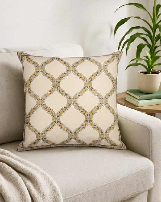 Nargis Cushion III