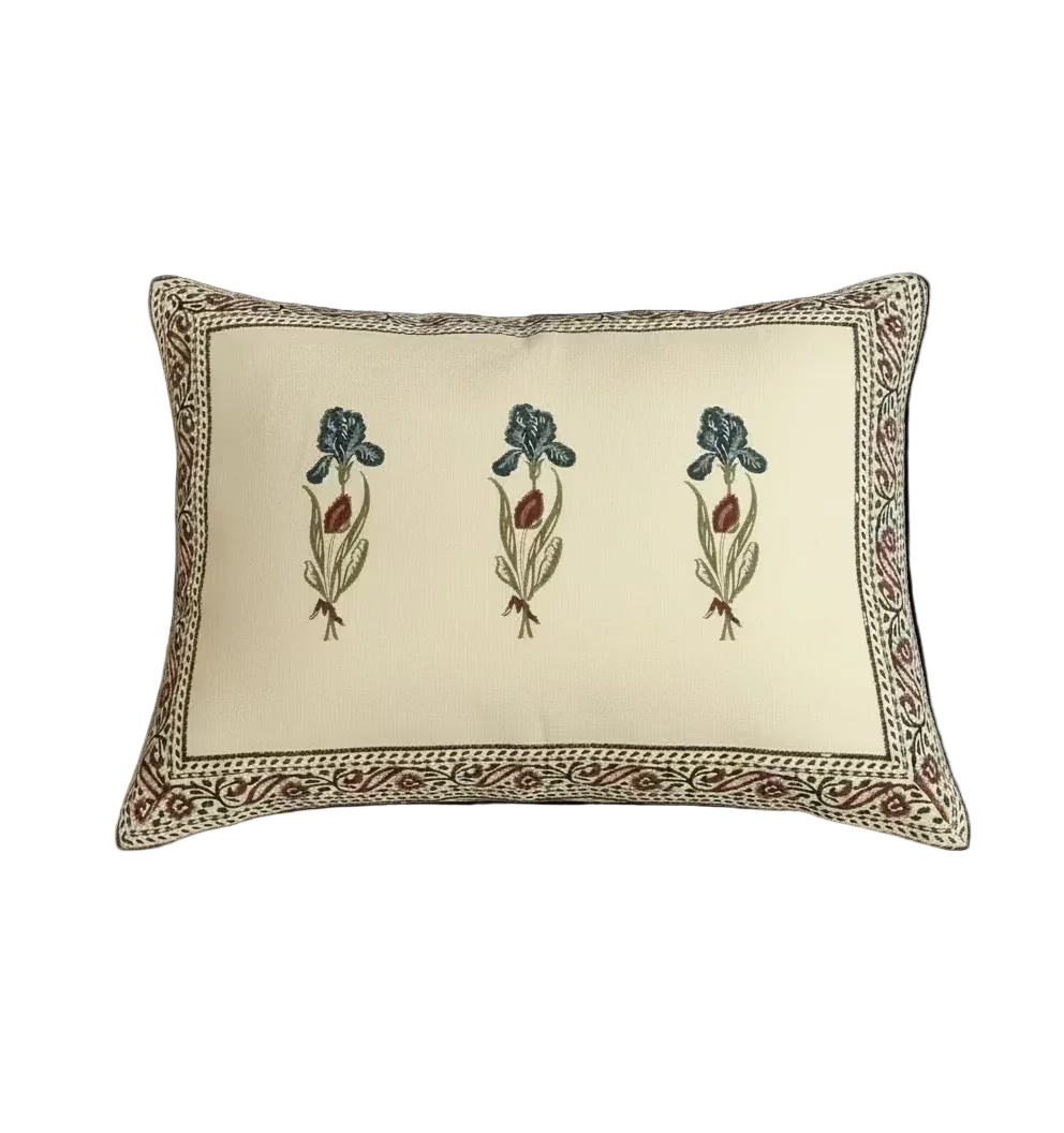 Blooming Iris Cushion Cover II