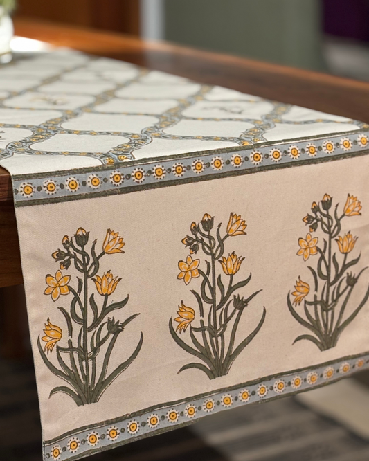 Nargis Table Runner